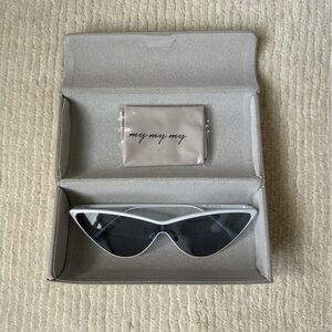 MYMYMY White Sunglasses